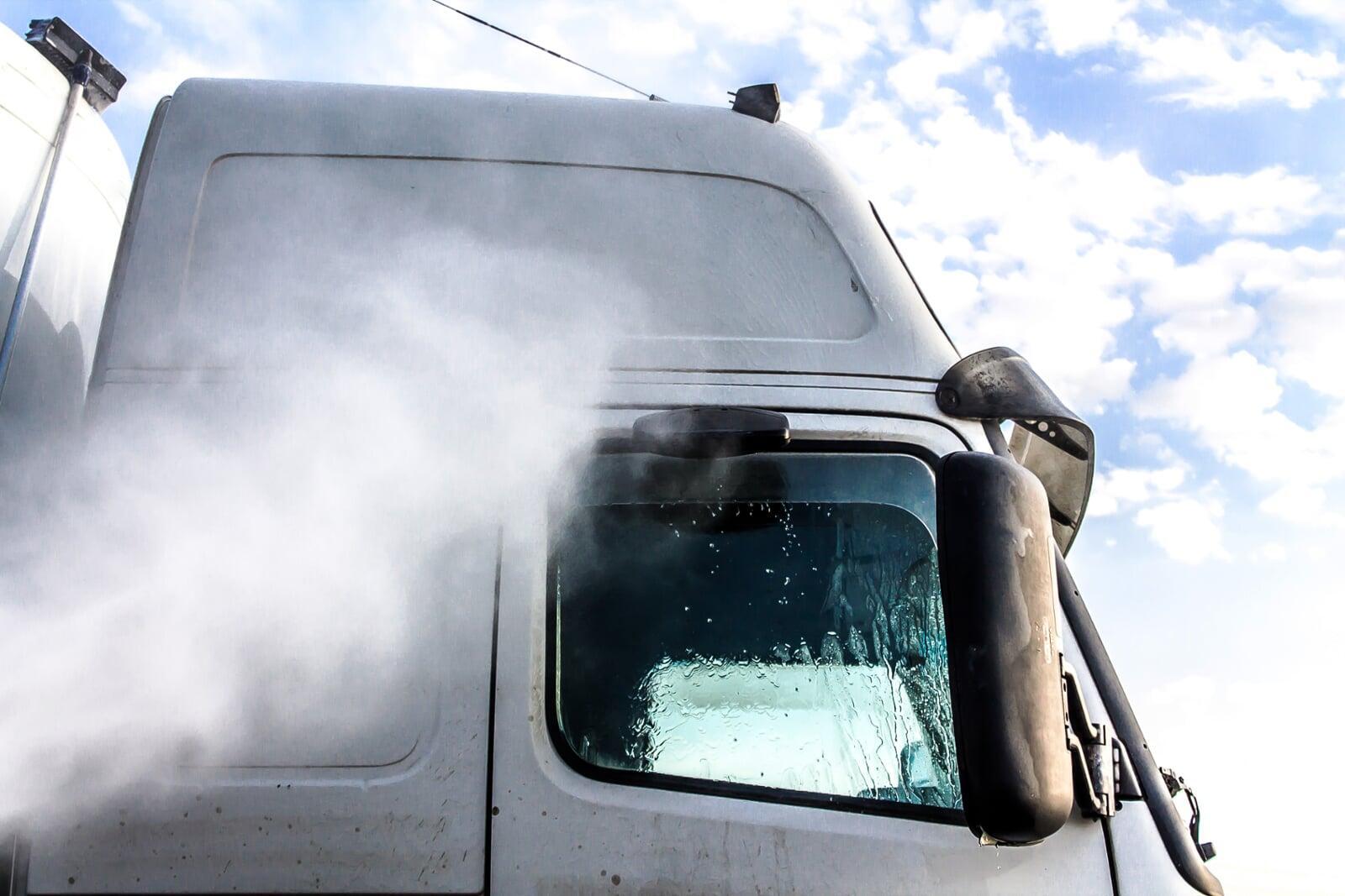 Does Your Fleet Look the Part? – Why professional fleet washing is a must for Roanoke brand image.